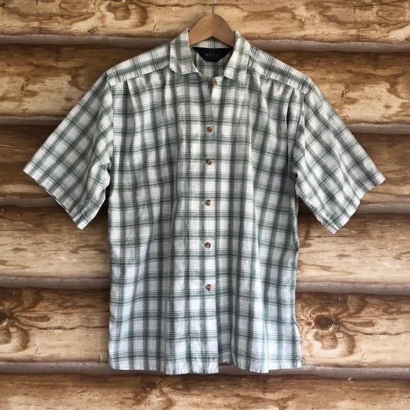 VINTAGE Woolrich Woman plaid short sleeve button front blouse size L - Picture 9 of 9
